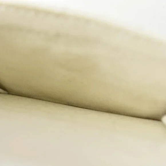 CHANEL White Caviar Leather Wallet - Picture 5 of 11